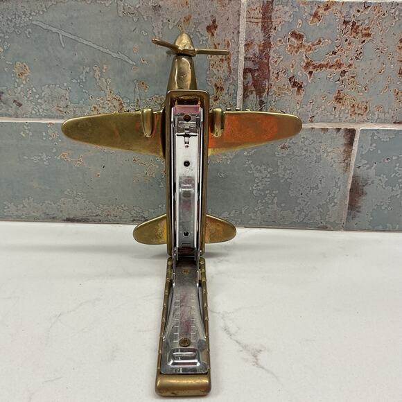 Vtg P-51D Mustang WW2 Fighter Airplane Desk Novelty Brass Stapler Paperweight - Picture 6 of 12